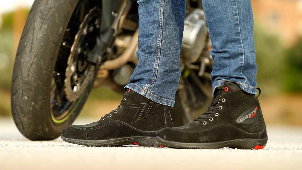 Botas de moto para verano: caña corta frente al calor