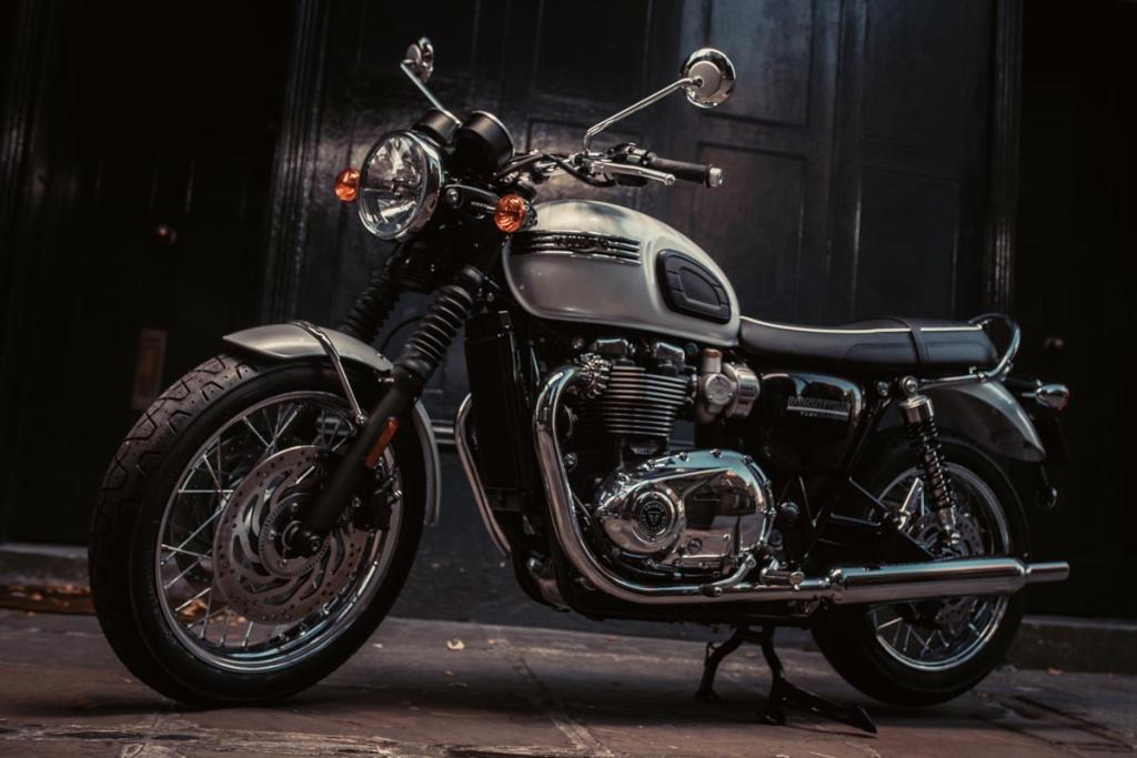 triumph bonneville t120 diamond 1