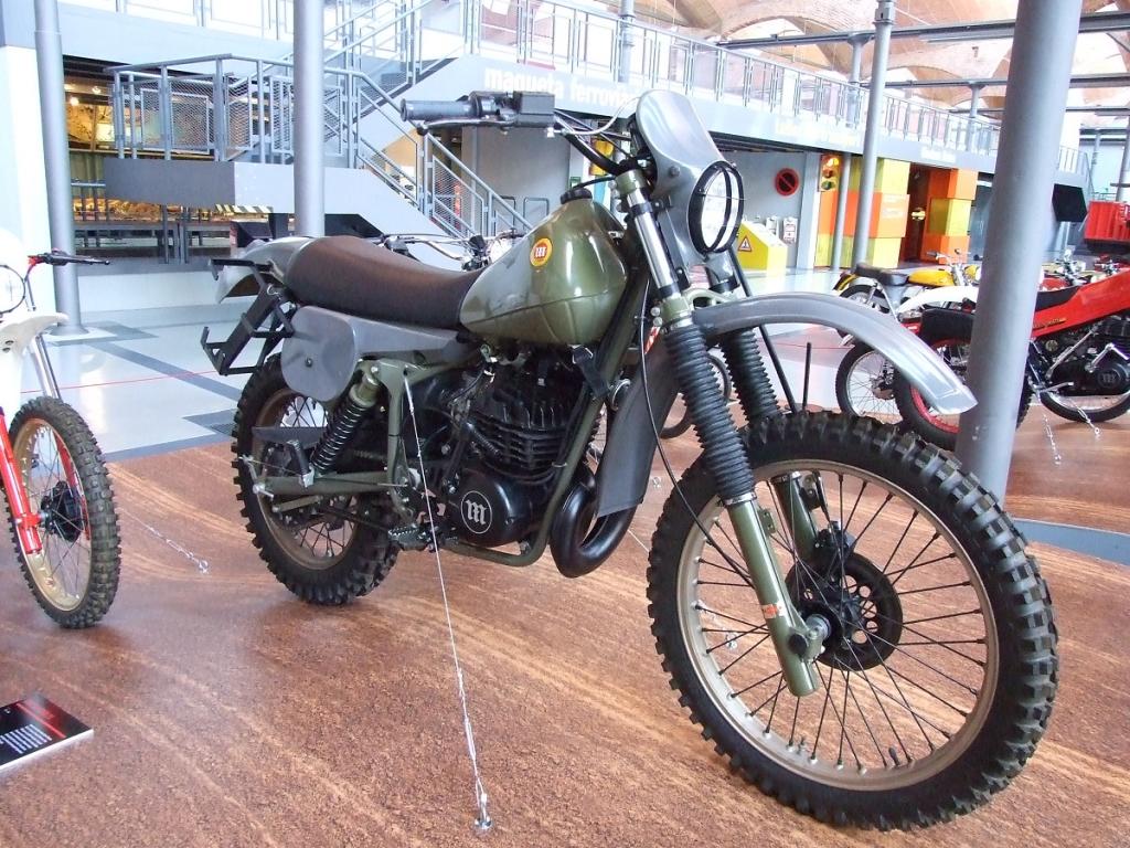 Montesa Enduro: la todoterreno para uso diario que fue un éxito de ventas 7 Enduro 360 militar