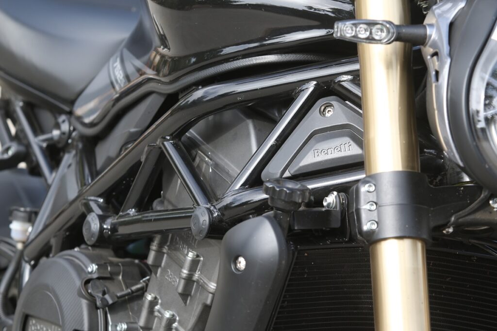 Motos naked: el estandarte de Benelli, a prueba 12 Benelli 752 S