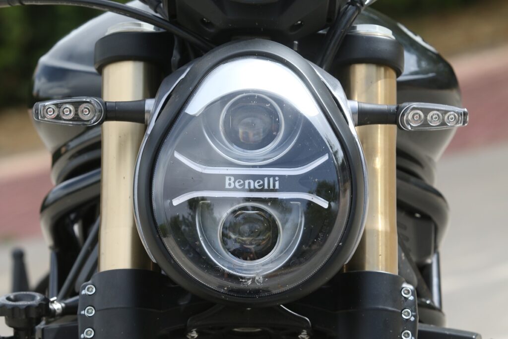 Motos naked: el estandarte de Benelli, a prueba 11 Benelli 752 S