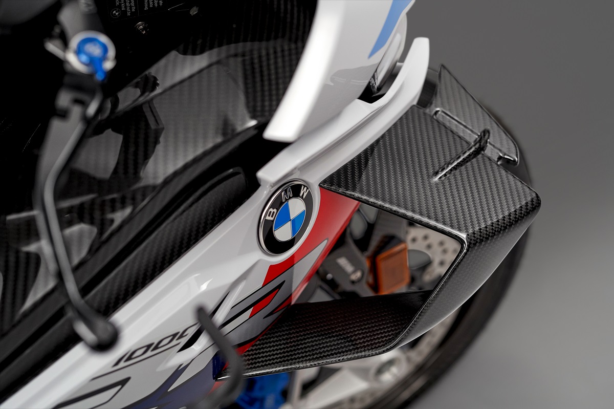 bmw m 1000 rr 10