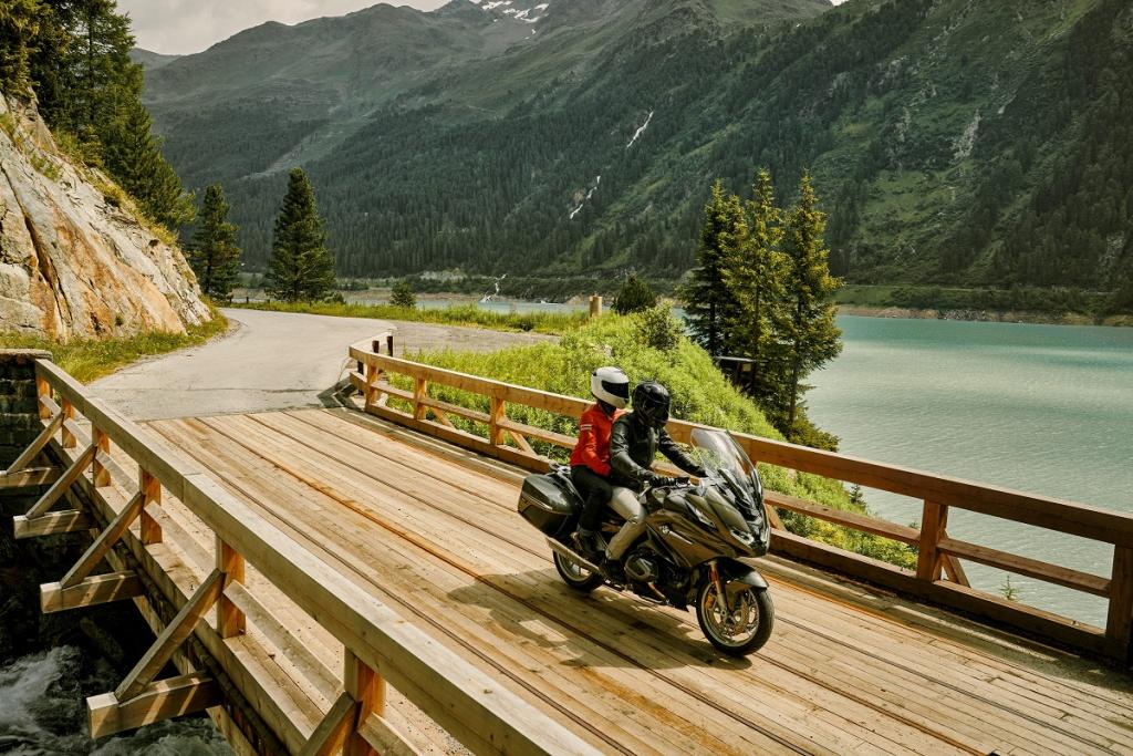 bmw r 1250 rt 2021 1