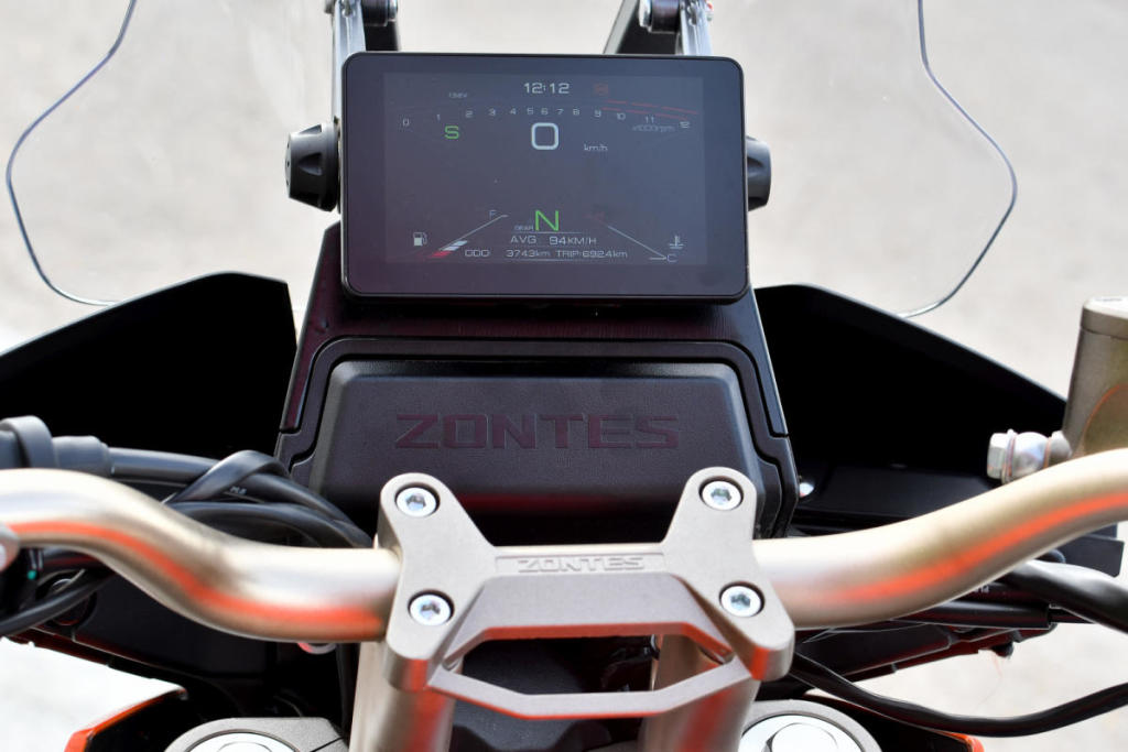 Seguridad en moto: 6 soluciones tecnológicas baratas que aplicar en las motos nuevas 8 zontes 7 g