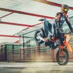 KTM 690 SMC R y KTM 690 Enduro R 2021