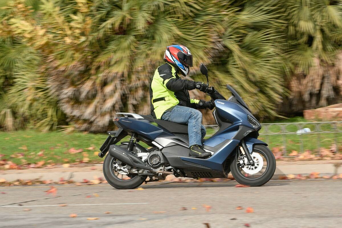 Ahórrate 100 euros en el Keeway Vieste 125 y llévate el seguro gratis en este scooter para el carnet de coche 1 Keeway Vieste 125