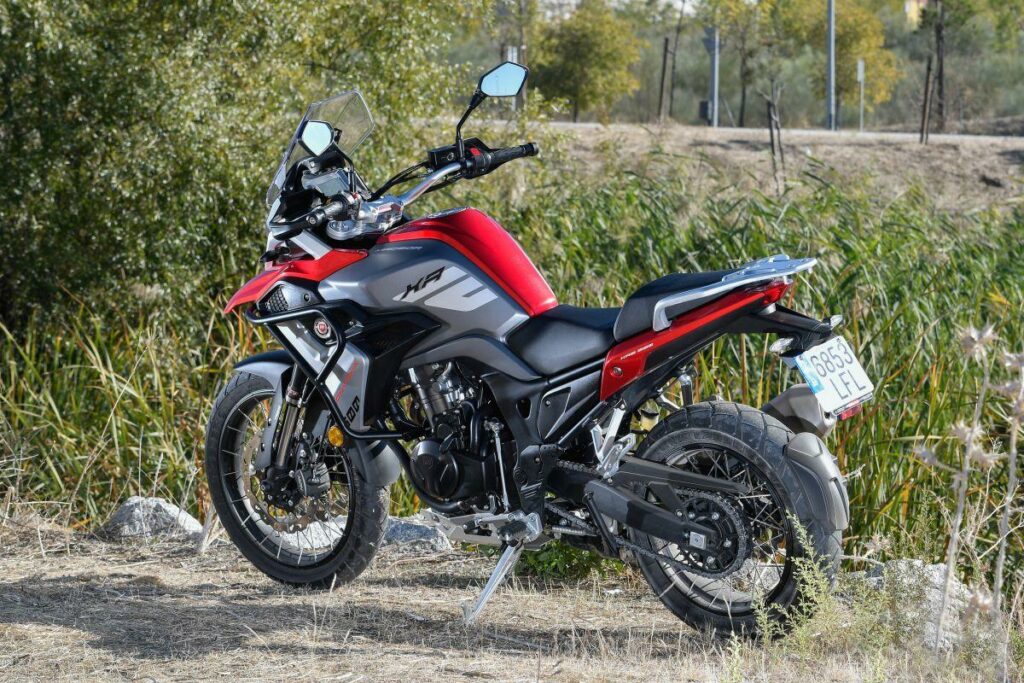7 motos trail ahora aún más baratas para el carnet A2 y que puedes llevar por el campo 13 Macbor XR5 Montana