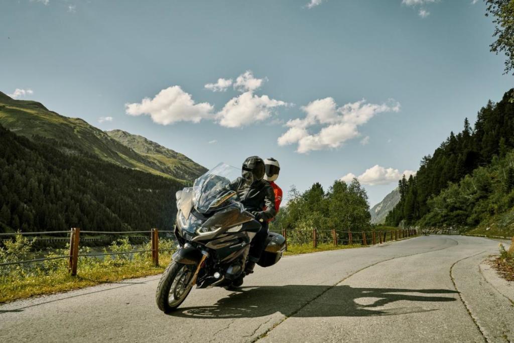 Las novedades de motos y scooters más potentes de 2021 11 1250 2021 8 g