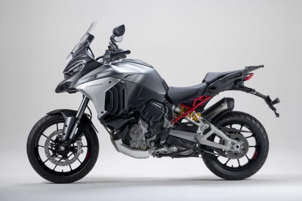 Las novedades de motos y scooters más potentes de 2021 8 ducati multistrada 105 g