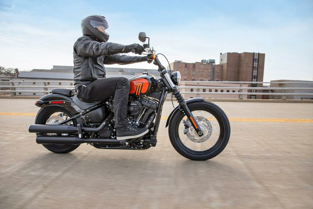 Harley-Davidson lanza su oferta regalando ropa, accesorios y