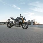 Triumph Speed Triple 1200 RS 32 Triumph Speed Triple 1200 RS