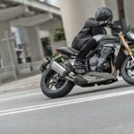 Triumph Speed Triple 1200 RS 72 Triumph Speed Triple 1200 RS