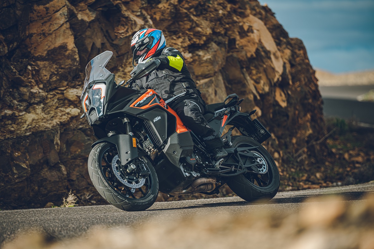 ktm 1290 super adventure s 2021 7