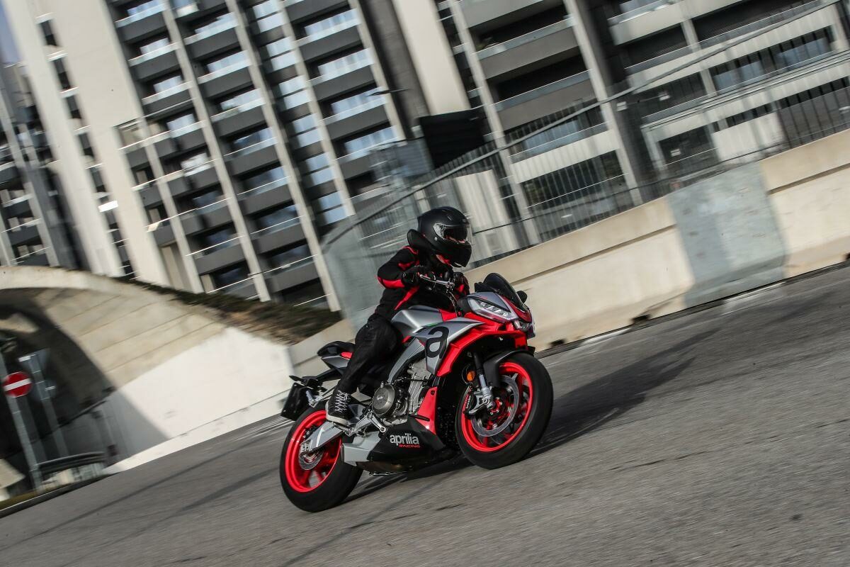 Gama Aprilia 660: la moto que necesitas 1 Aprilia Tuono 660