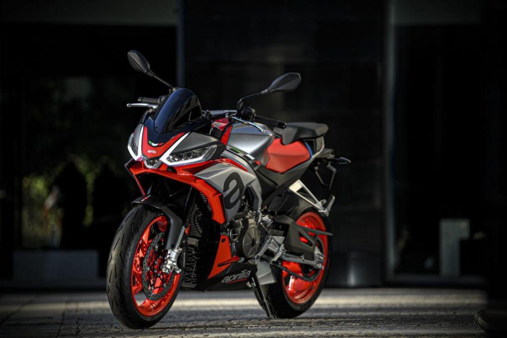 aprilia tuono 7 g