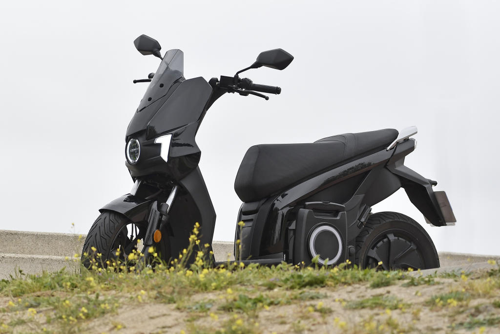 Así es la moto eléctrica más vendida de España 10 Silence S01