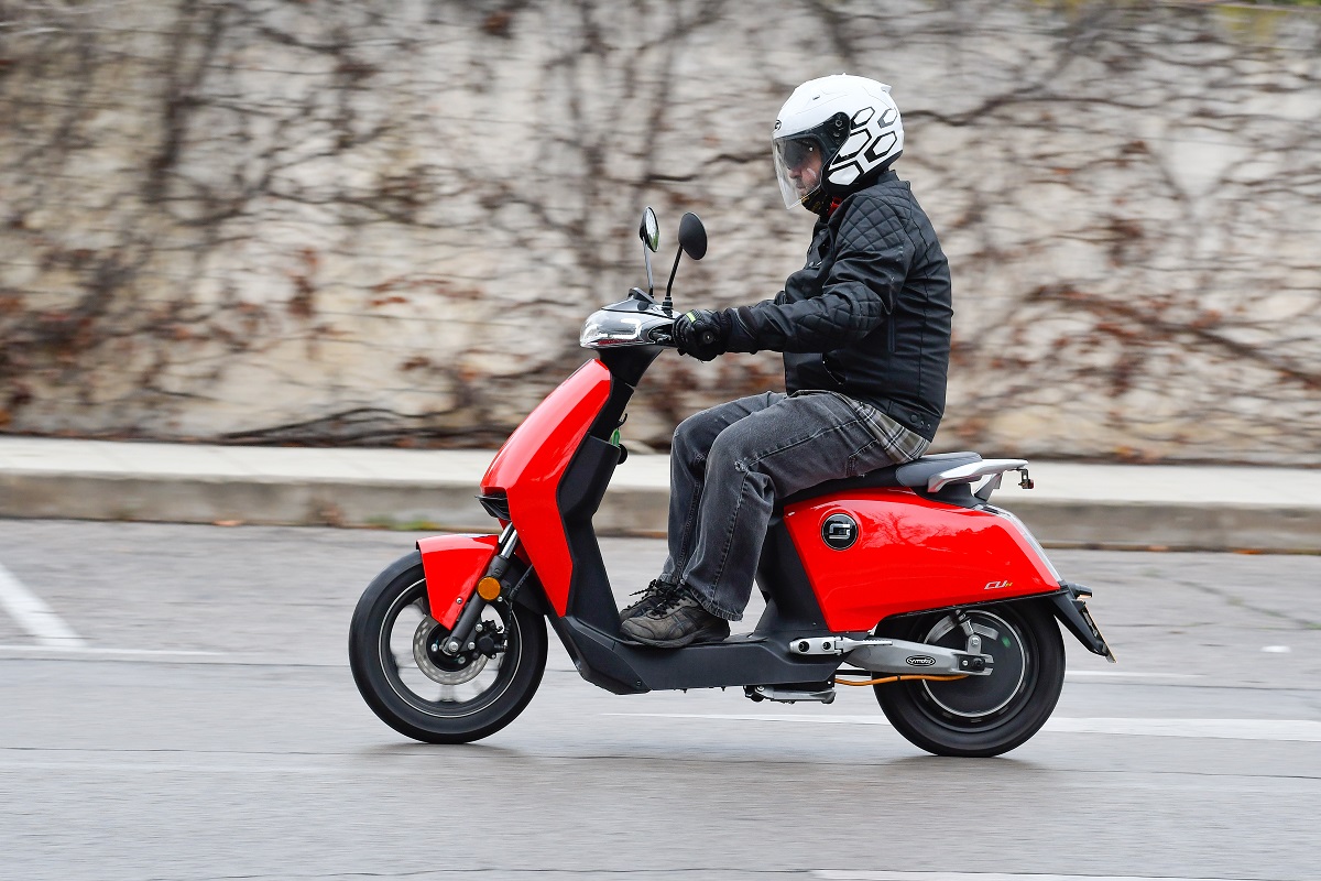 Qué carnet necesitas para conducir una moto eléctrica 3 moto electrica 1 1