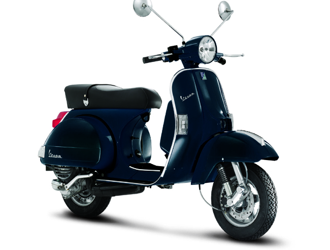 Vespa PX 125/150. El espíritu de "la Hepburn" sobrevuela Roma 1 01 Vespa PX 150