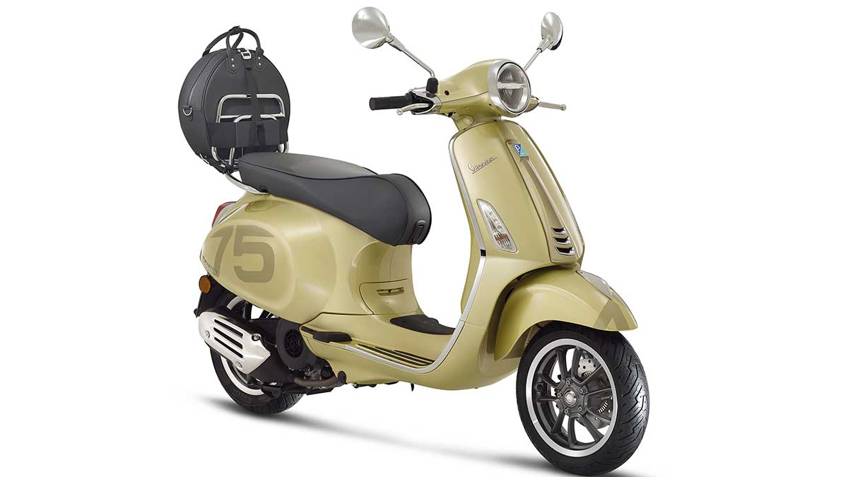 01 vespa primavera 75th