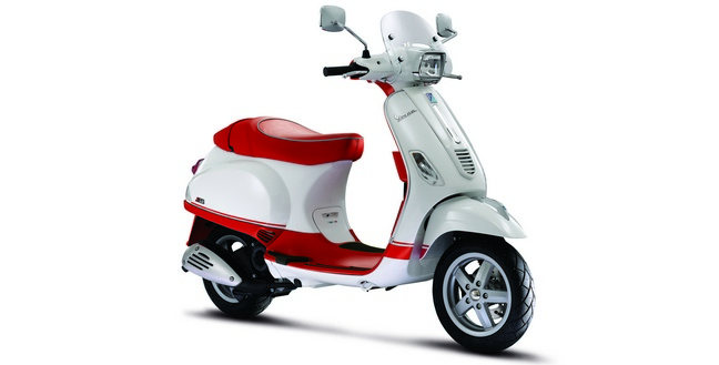 01.Vespa S College 50 web