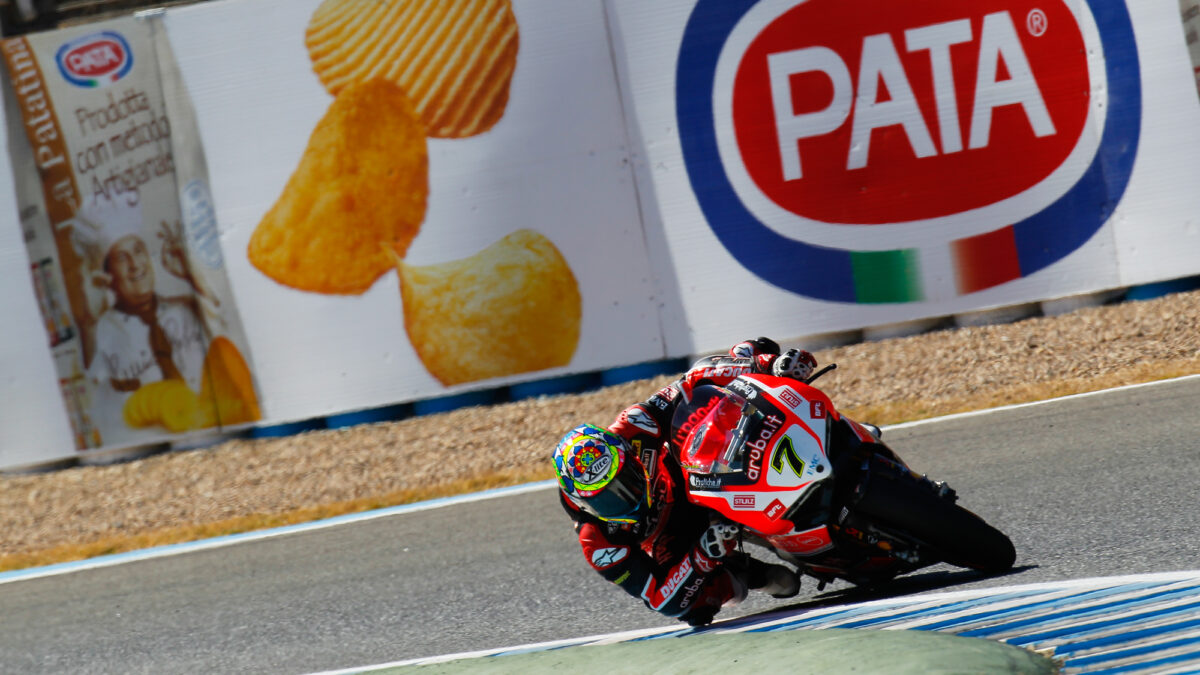 Davies y Sykes pelearán por el subcampeonato de WSBK en Magny-Cours 1 01425p11action