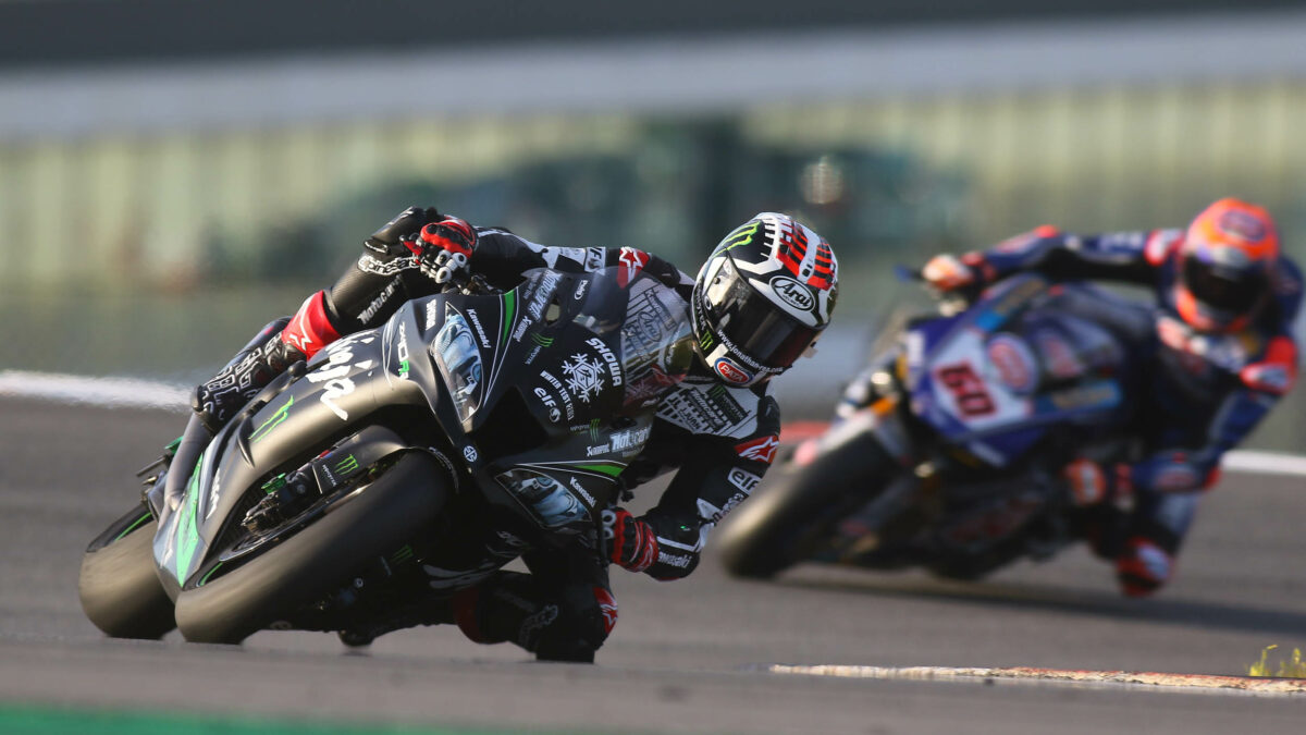 Jonathan Rea se exhibe en el último test de pretemporada de Superbike en Portimao 1 02741preseasonwsbkaction