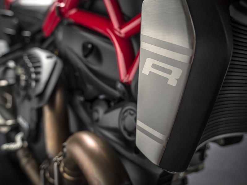 Primeros detalles de la nueva Ducati Monster 1200 R 1 1 teaser monster 1200 r