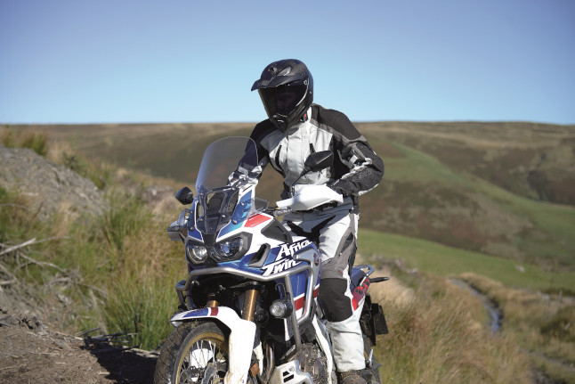 Conjunto Rallye de RST: comodidad y protección para tu aventura 1 102888 rst rallye jacket jean