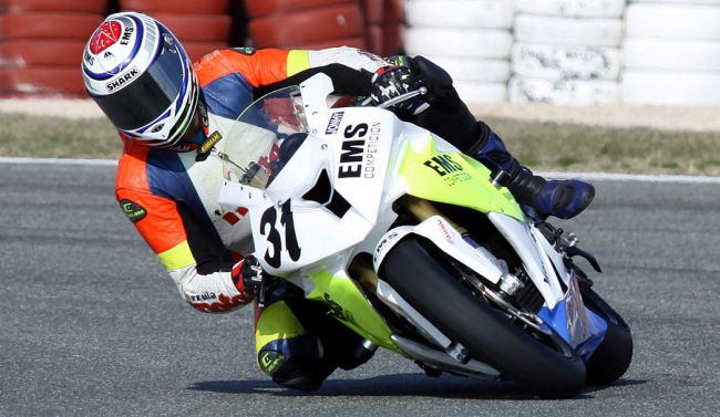 La BMW S1000RR ya gana carreras en España 1 13 1