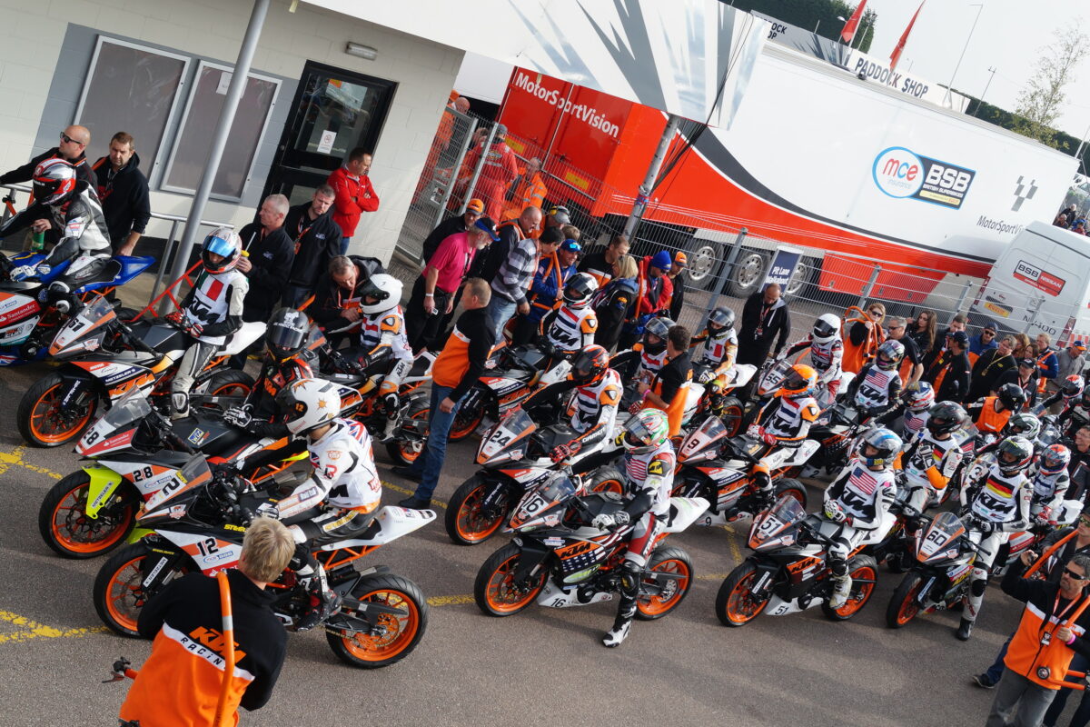 La KTM RC Cup 2017 alzará a su campeón en el circuito de Jerez 1 130704rc cup world final 2015 silverstone