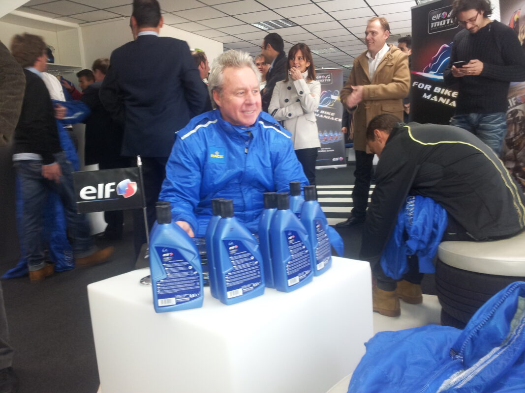 ELF lanza su nueva gama de productos de la mano de Wayne Gardner y Cecchinello 1 151045
