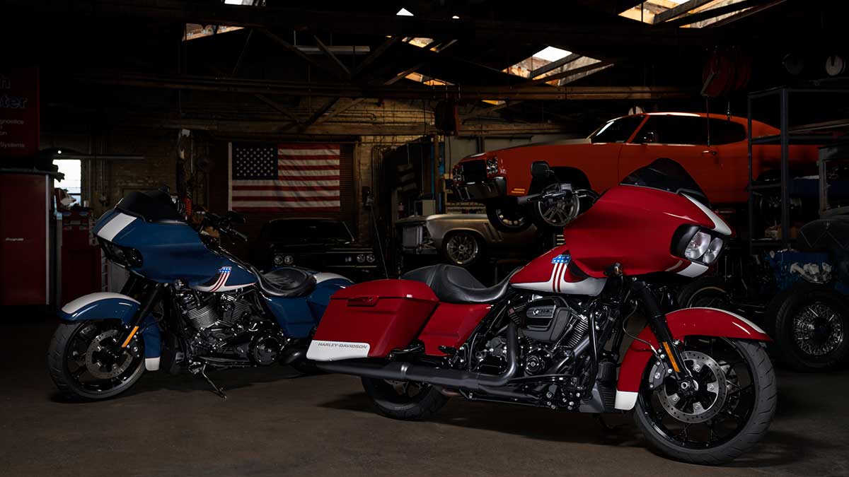 Nuevos colores para la Harley-Davidson Road Glide Special: <em>God Bless America</em> 1 200302hdmy20