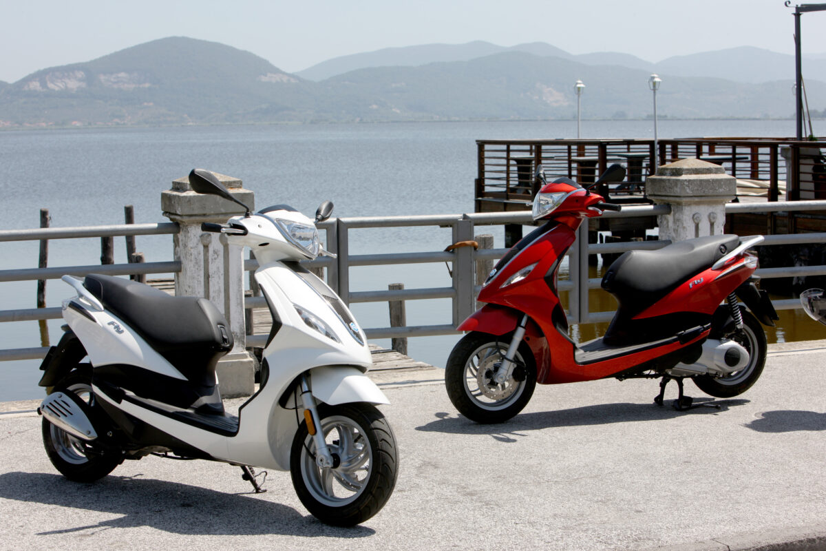 Novedad 2013: Piaggio Fly 125 3V 1 2012 10 09 IMG 2012 10 09 115301 026 fly
