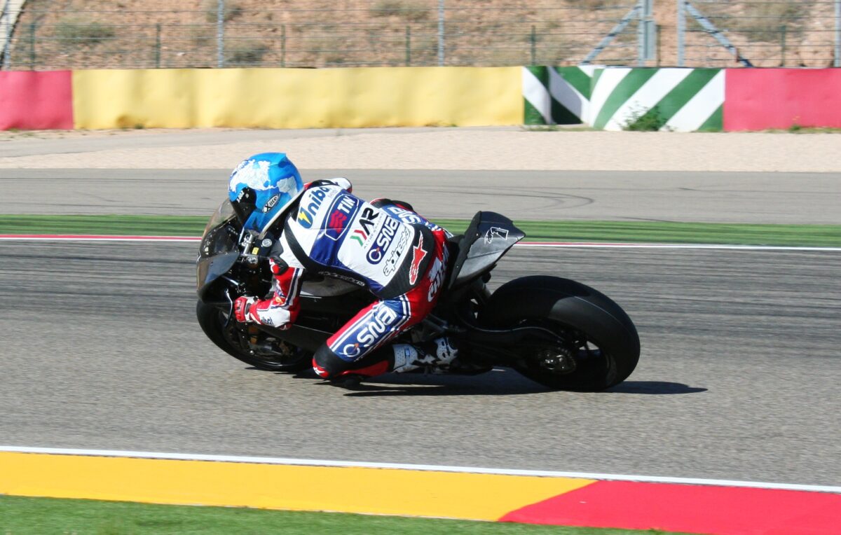 Carlos Checa se estrena con la Ducati Panigale 2013 1 2012 10 18 IMG 2012 10 18 125531 carlos checa