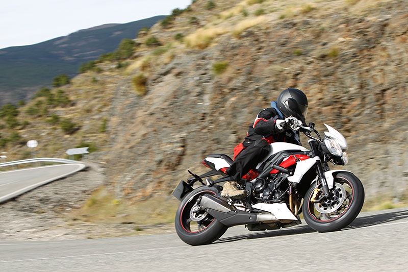 Triumph Street Triple R 2013. 1 2012 10 31 IMG 2012 10 31 110055 triumph street triple r 17
