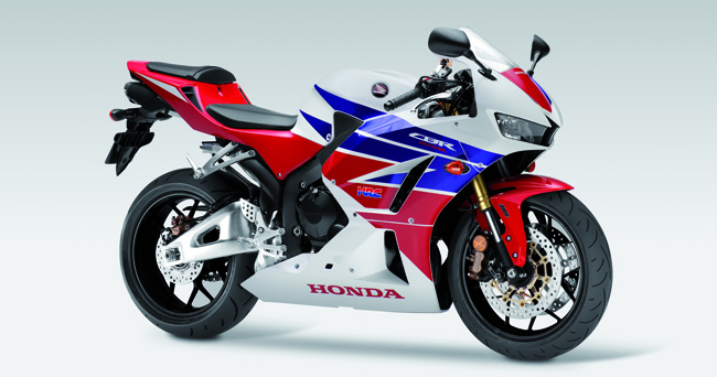 Honda renueva su CBR600 RR para este 2013 1 2012 11 12 IMG 2012 11 12 174539 mcb6r201333a