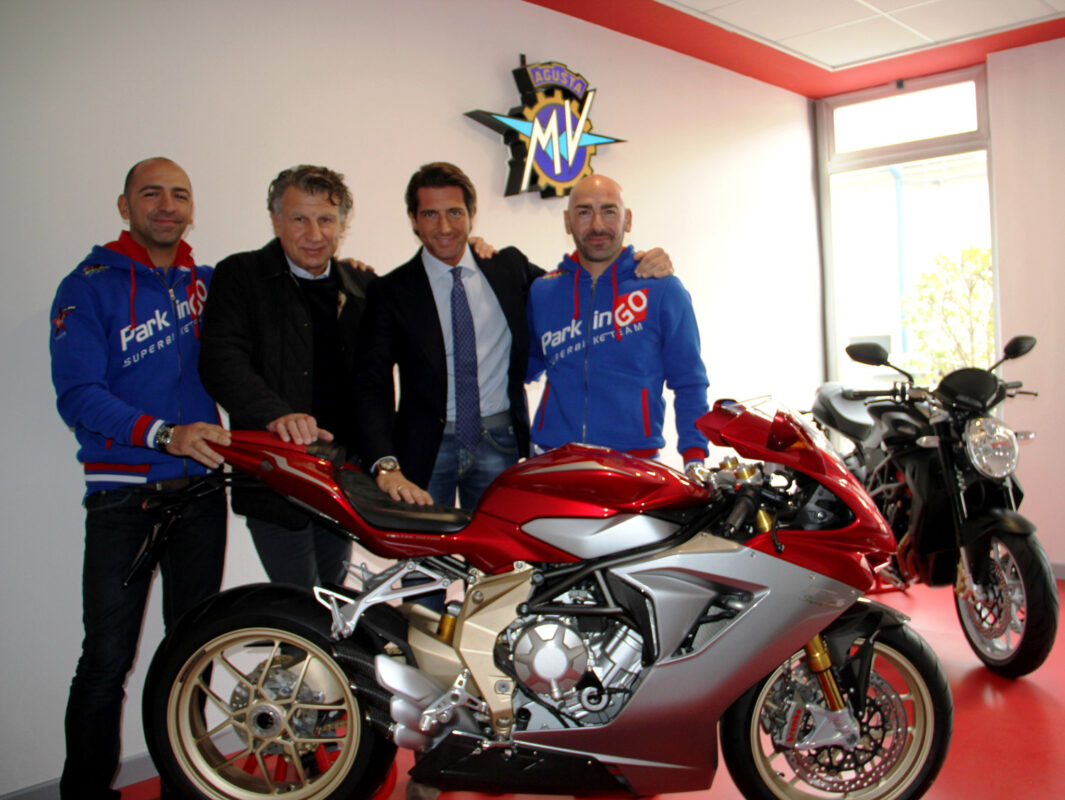 MV Agusta regresa a un Campeonato del Mundo 1 2012 11 23 IMG 2012 11 23 104429 parkingo