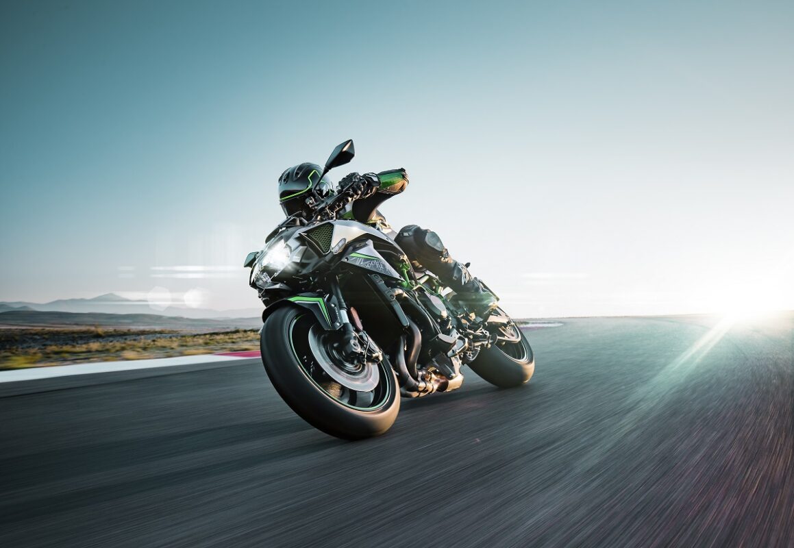 Las motos de 200 CV que llegan en 2020 1 20myzh2shot