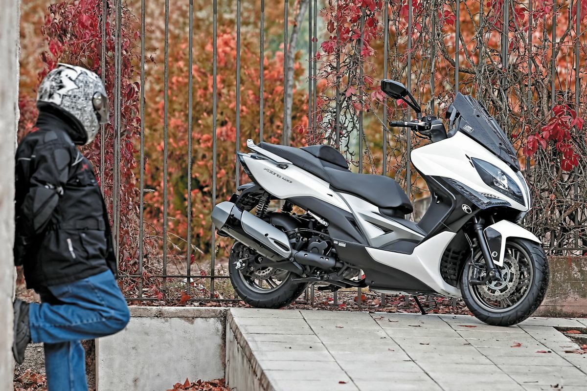 Kymco Xciting 400i 1 3768