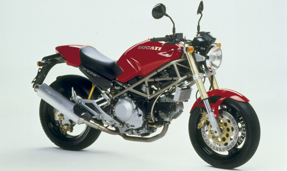 - Y Ducati creó la Monster 1 4 copia
