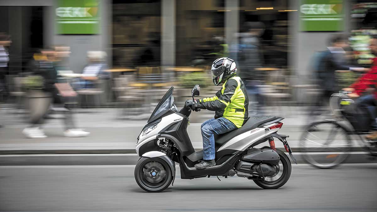 Piaggio MP3. El pionero entre los scooter de tres ruedas 1 40a8256