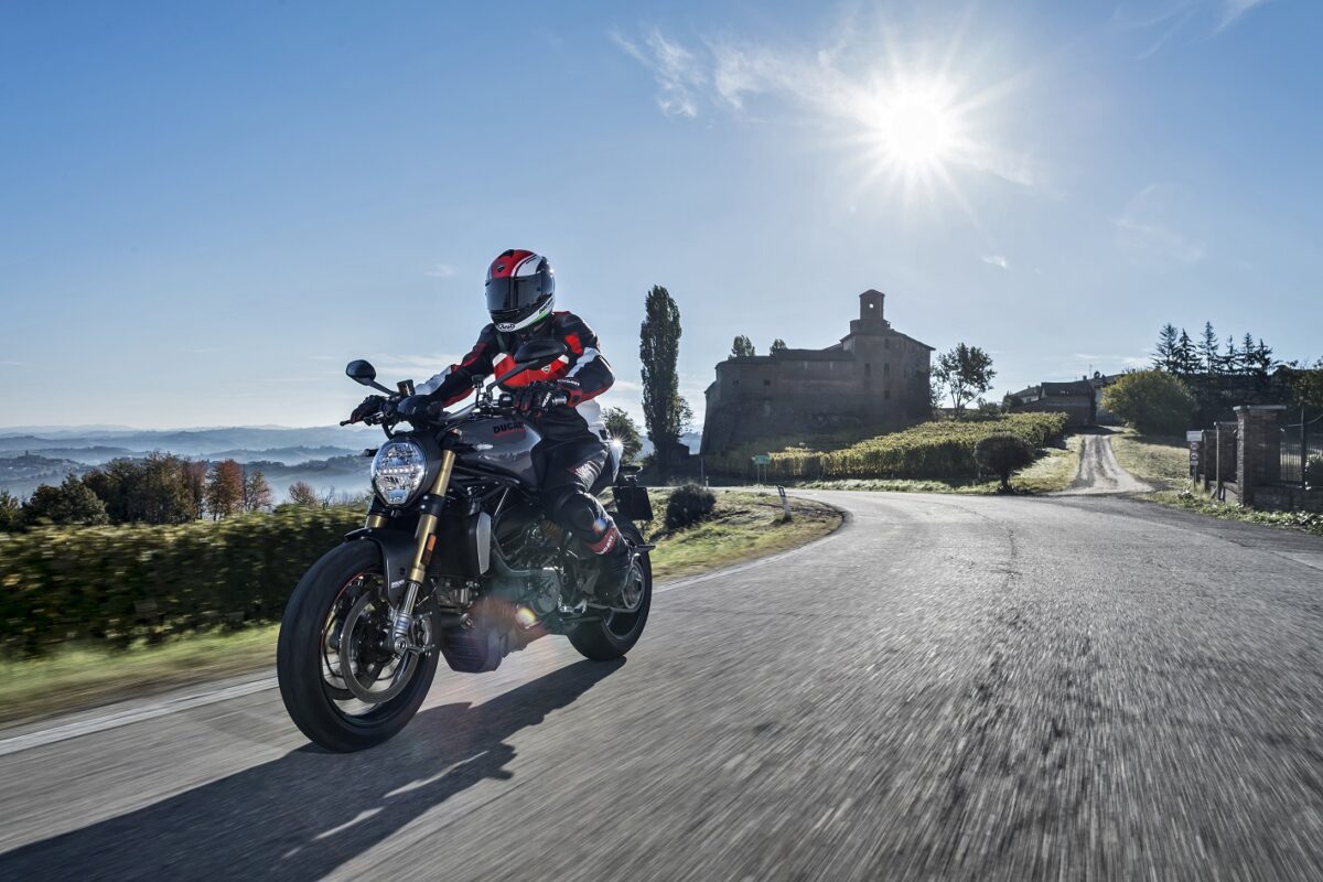 Ducati Active!, la manera más sencilla para financiar tu nueva moto 1 49 monster 1200 s.low