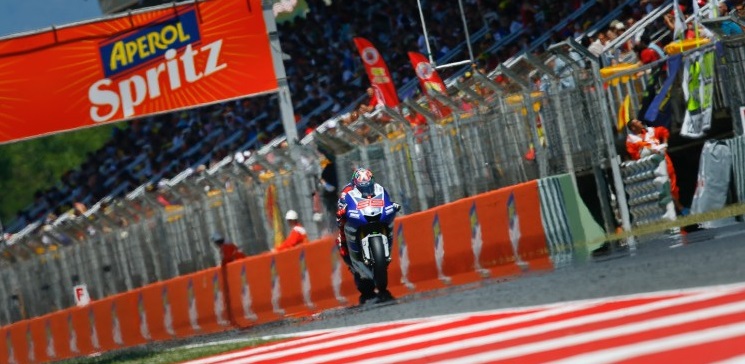 Lorenzo lidera el triplete español en Montmeló 1 99lorenzos1d6181slideshow