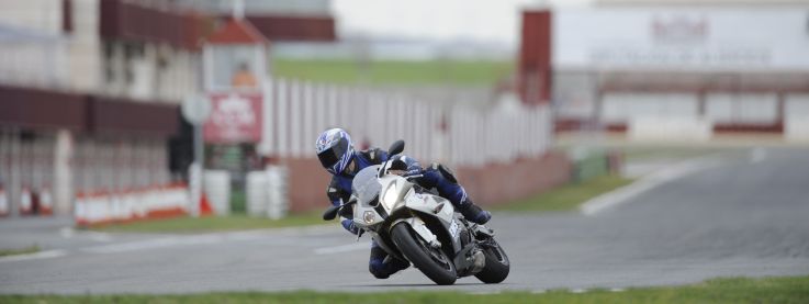 Lectores de FM prueban la BMW S1000 RR 1 Apertura5