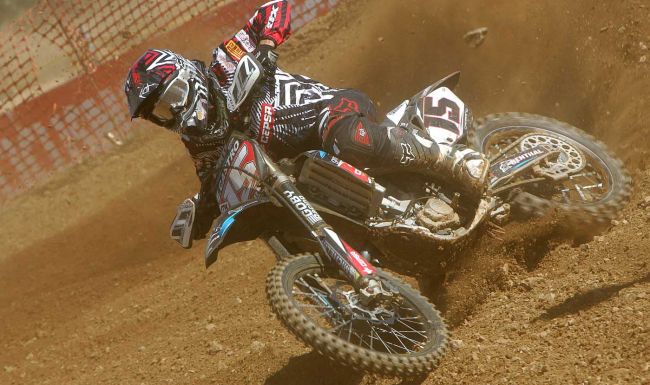 Carlos Campano lidera el mundial de MX3 1 Carlos Campano