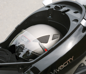 New Peugeot Vivacity 50 1 FHF 0990