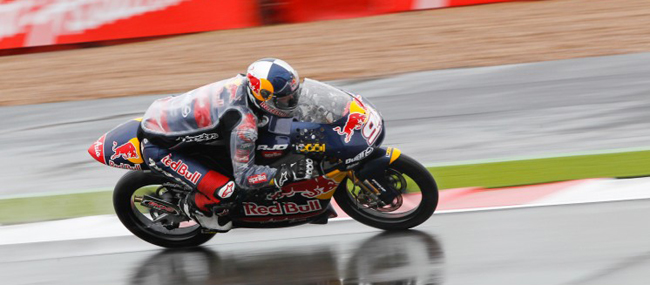 Folger gana y Faubel salva la 'honrilla' de los españoles en Silverstone 1 Folger 1