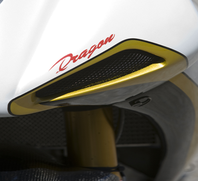 Dragon TT colabora en la evolución de la RAD 02 CORSA 1 IMG 5816