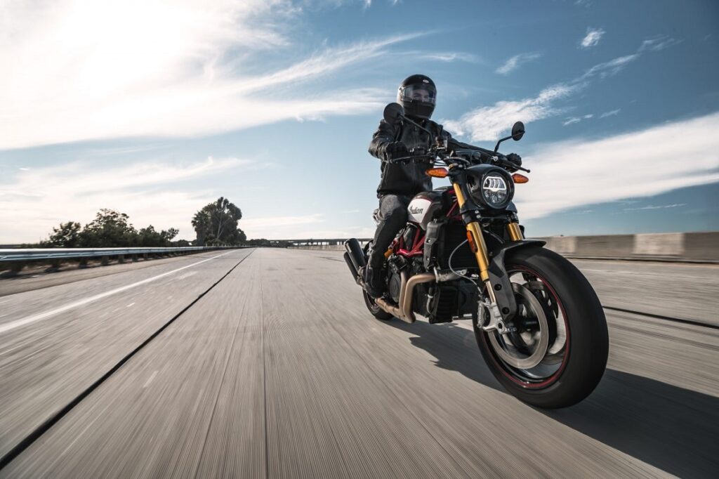 Indian FTR 1200: una naked única 10 Indian FTR 1200 S Carbon