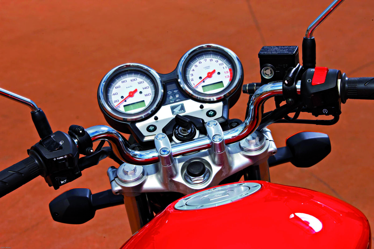 Honda VTR 250 (4.749-) 1 MVTR 20108RB